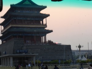 Maos Mausoleum am Abend