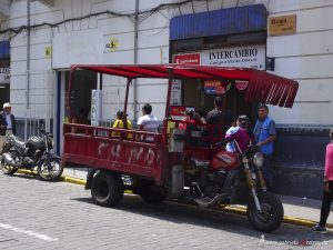 Peru, Arequipa, Lastwagen