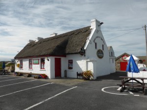 Pub in Irland mit gutem Whiskey / Pub in Ireland with good wiskey