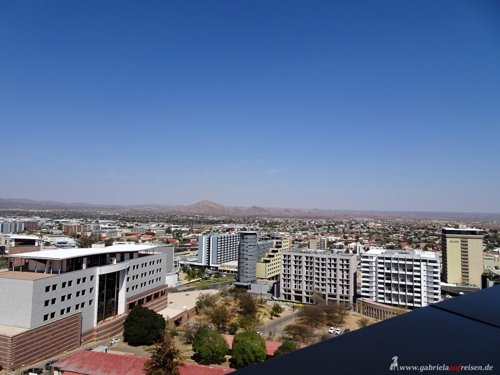 Dieses Bild hat ein leeres Alt-Attribut. Der Dateiname ist view_over_Windhoek-1024x768.jpg