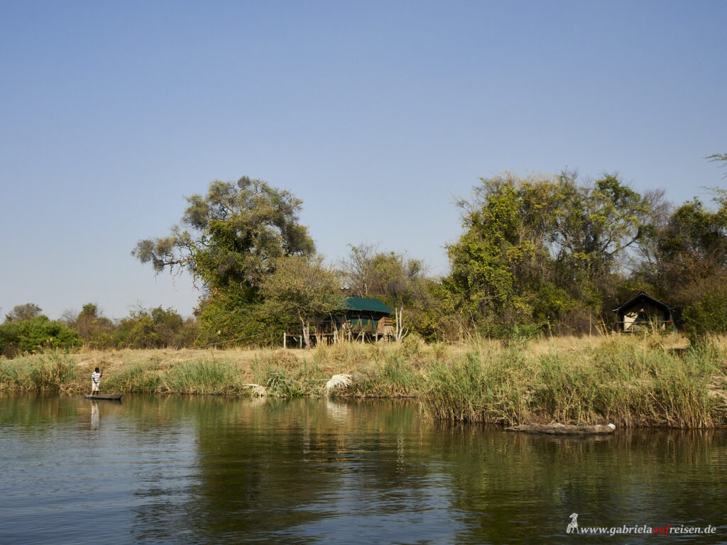 Zelt-am-Okavango