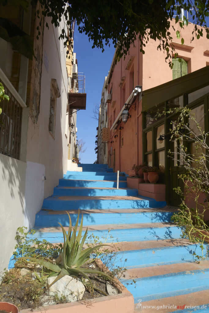 blaue-Treppe-in-Rethymnon