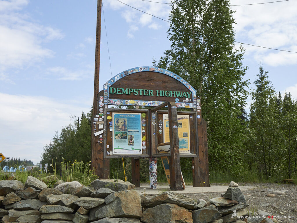 Beginn-Dempster-Highway-Yukon