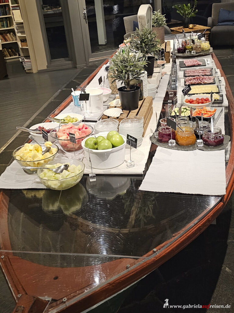 Ansichten-des-Nyvagar-Rorbu-Hotels-Lofoten