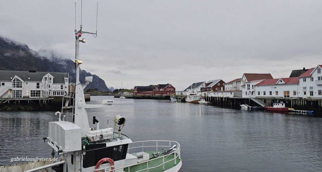 Henningsvaer